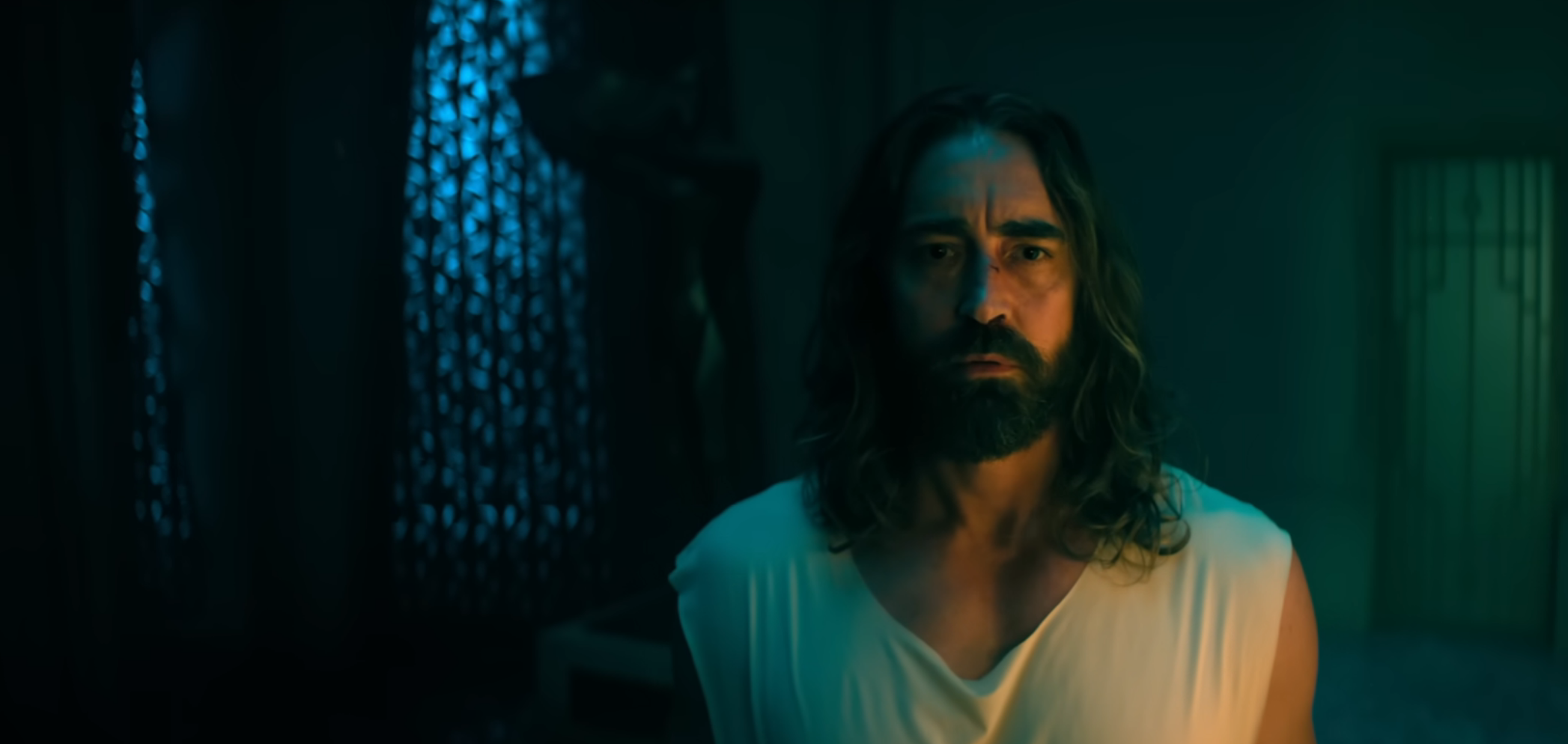 Сезон 3: Тизер (англ.)