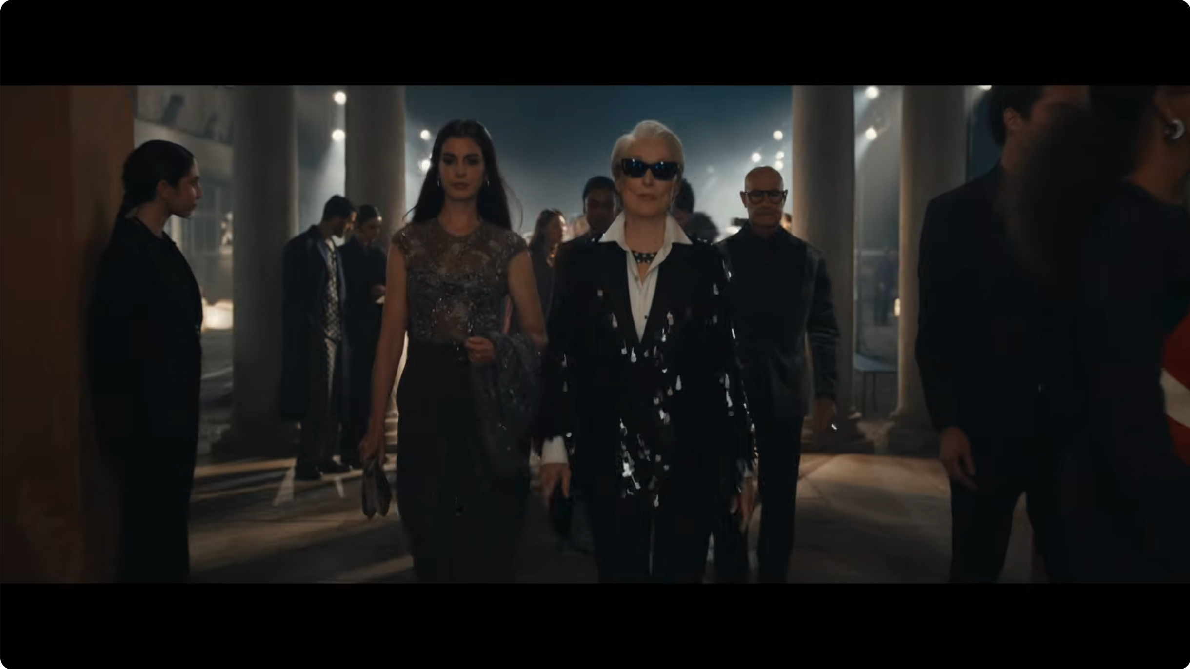 Трейлер №2 (англ.)