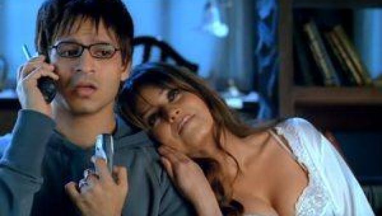 Рязаньның майлы жезөкшелері Ормандағы әуесқойлық порно видео көру туралы