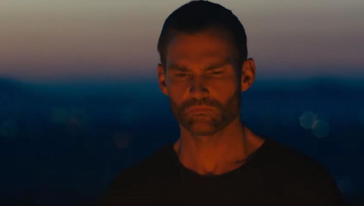 Трейлер (рус.)