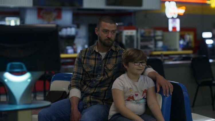 Трейлер (рус.)