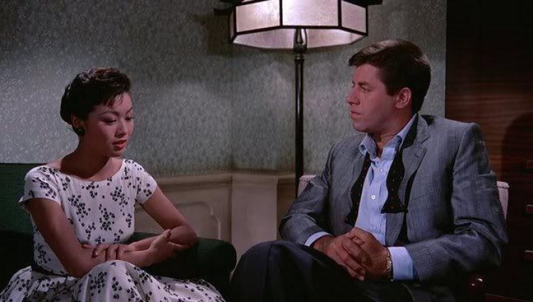 Трейлер