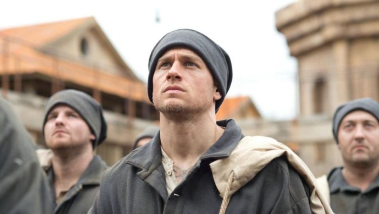 Трейлер (рус.)