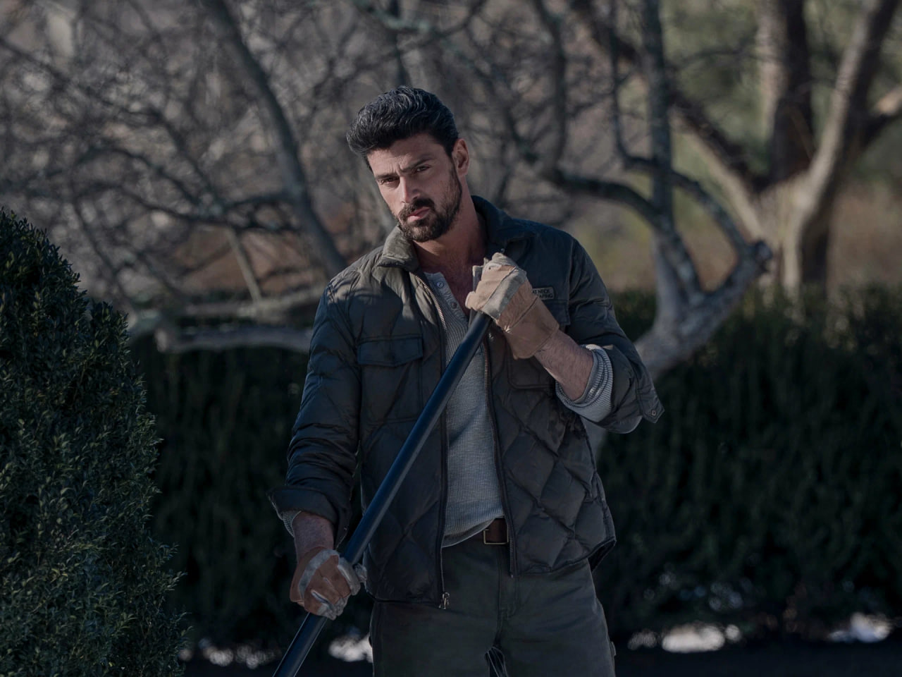 Актёру Микеле Морроне приходилось работать садовником, как и его герою Энцо