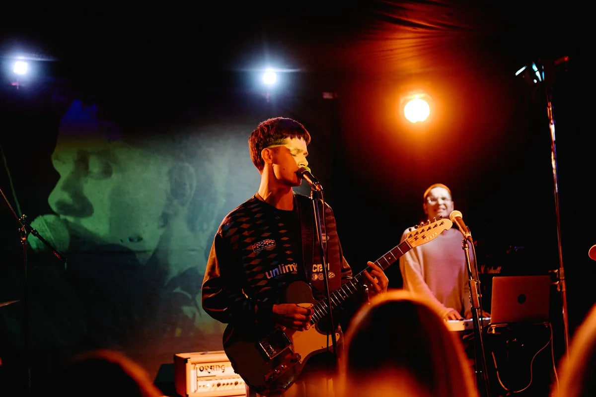 Кадр из фильма «Здесь был Юра»