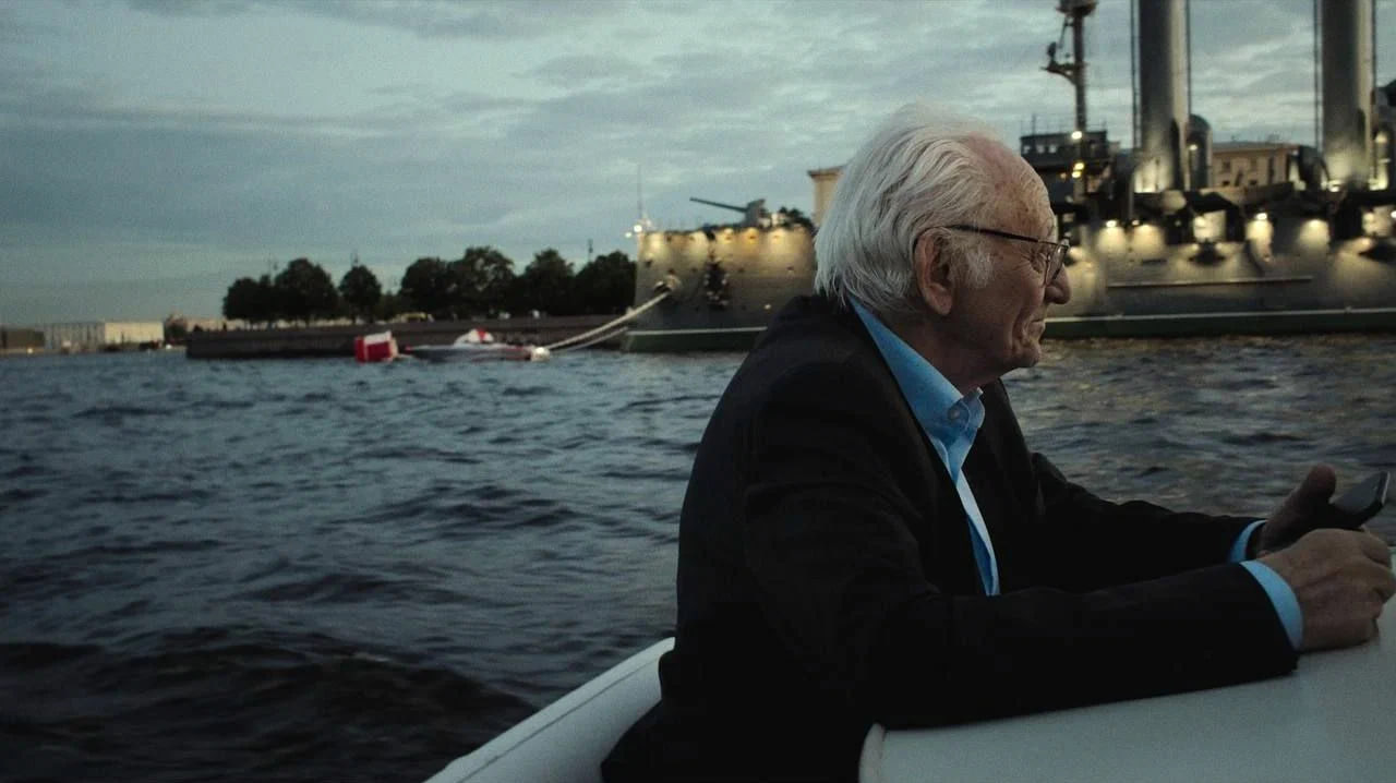 Лучшим другом Наума Клеймана в годы учёбы был будущий сценарист Геннадий Шпаликов, с которым они полтора года сидели рядом на лекциях