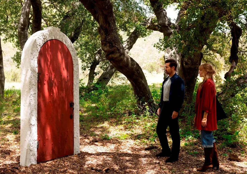 Колин Фаррелл после каждого дня съемок делал для беременной Марго Робби сэндвичи и клал ей в холодильник, чтобы у неё был завтрак