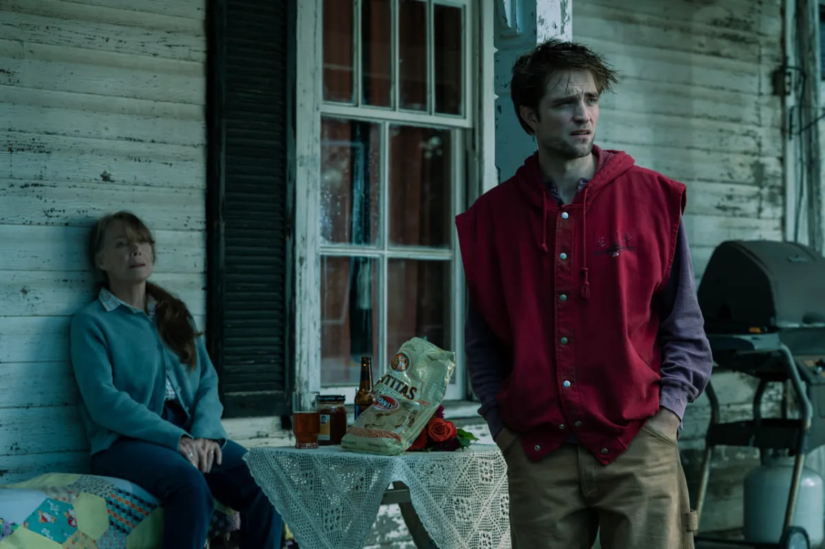 Сисси Спейсек и Ник Нолти уже играли вместе в фильмах «Стук сердца» (1989) и «Скорбь» (1997)