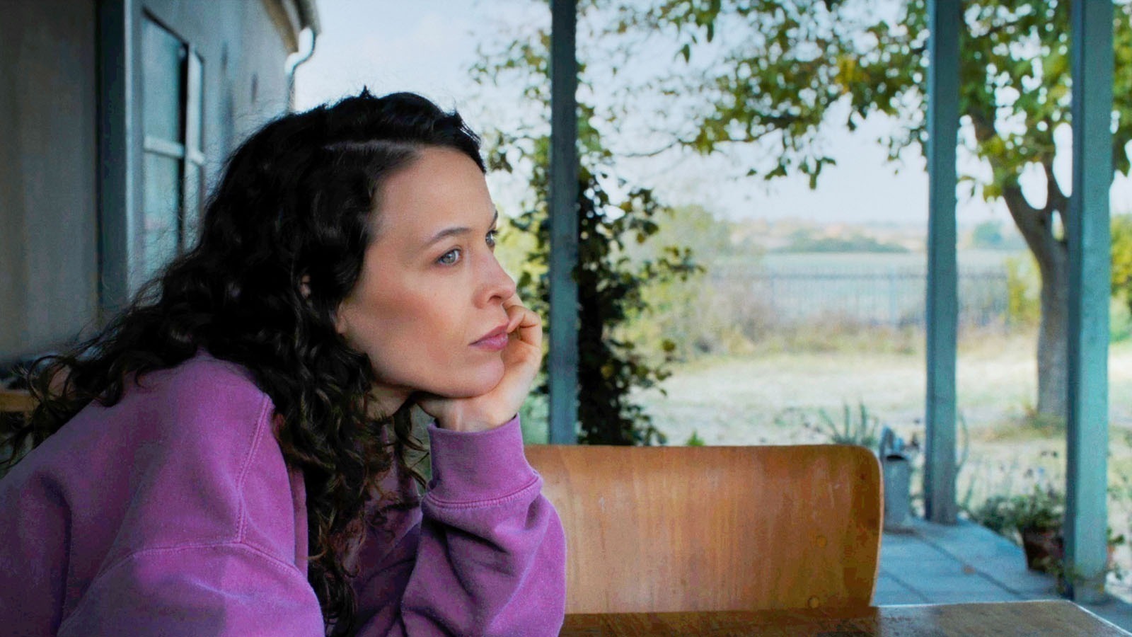 Для актрисы Паулы Бир «Отражения №3» — уже четвёртая совместная работа с Кристианом Петцольдом. Она снималась в фильмах «Транзит», «Ундина» и «Красное небо»