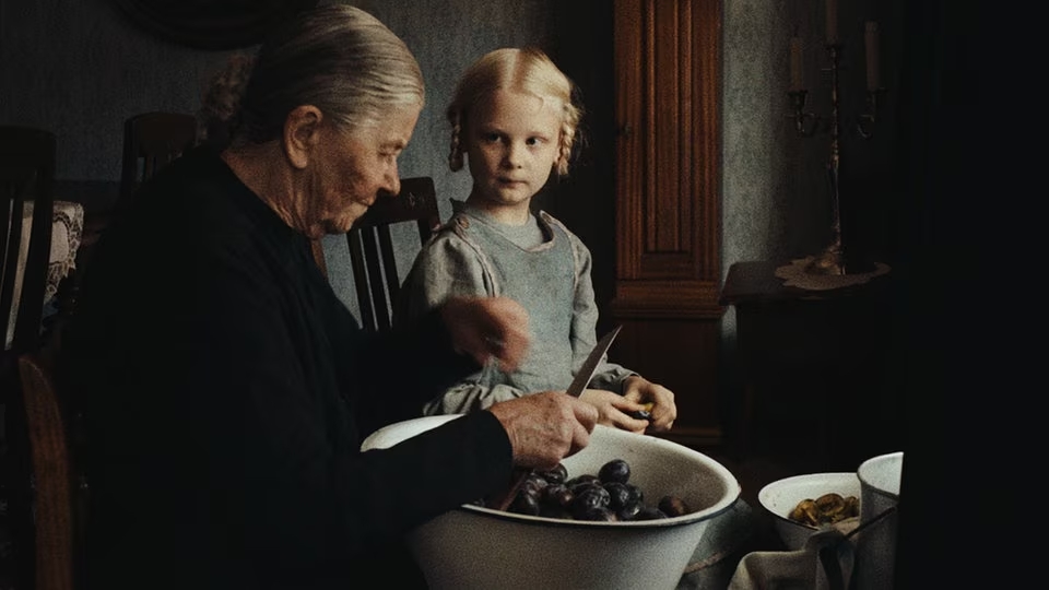 Шилински с соавторами сама проводила кастинг на детские роли и просмотрела около 1400 девушек, на что ушло около года