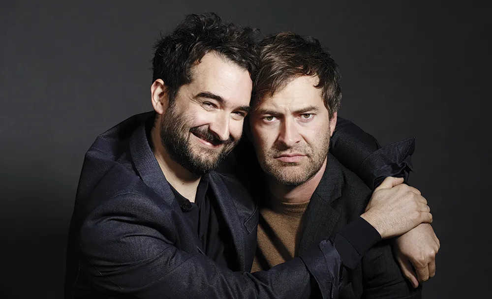 Марк и Джей Дюпласс, помимо совместных фильмов, вместе написали и издали в 2018 году книгу «Как братья (Like Brothers)», в которой поведали все секреты своего партнёрства длиной в жизнь