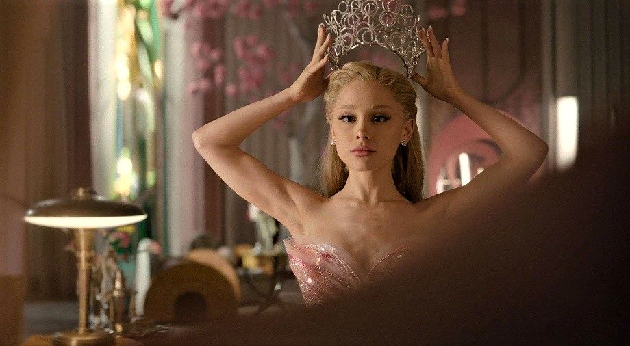 Ариана Гранде в фильме «Злая. Часть 2» (2025)