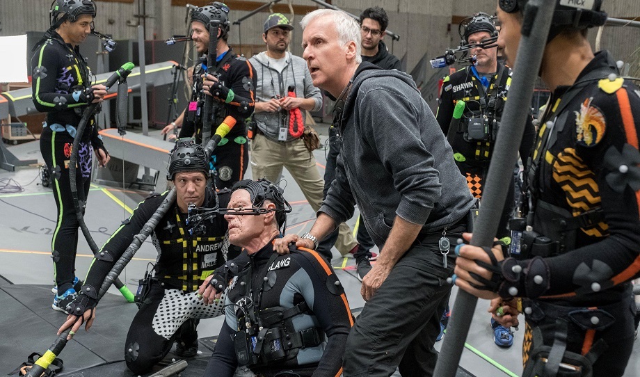 Джеймс Кэмерон и Стивен Лэнг на съёмках фильма «Аватар: Пламя и пепел»