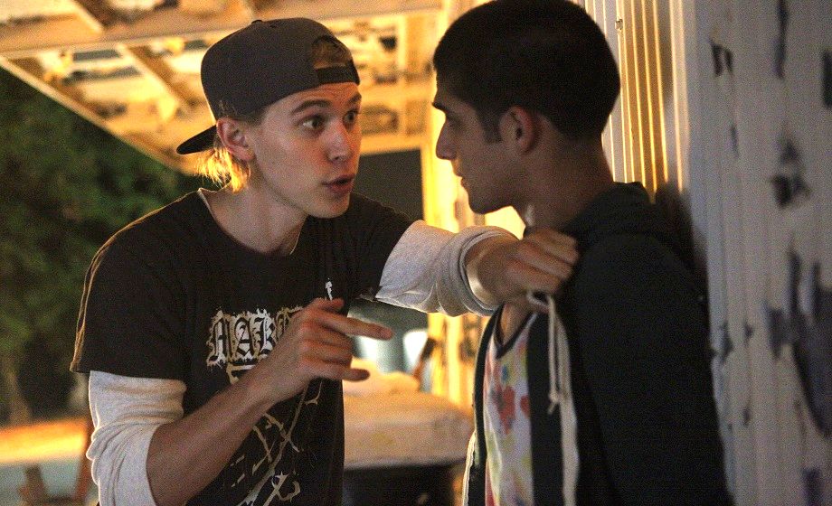 Остин Батлер в «Йоганутых»