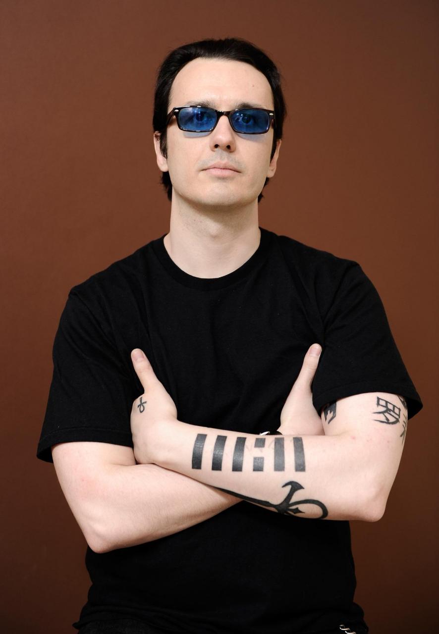 Дамьен Эхолс