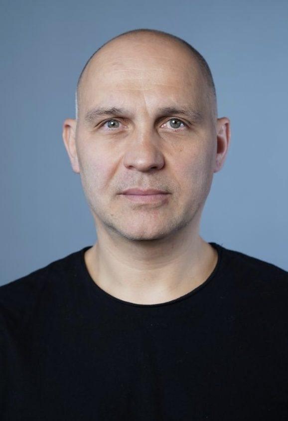 Александр Махров