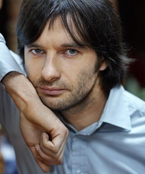 Андрей Лошак