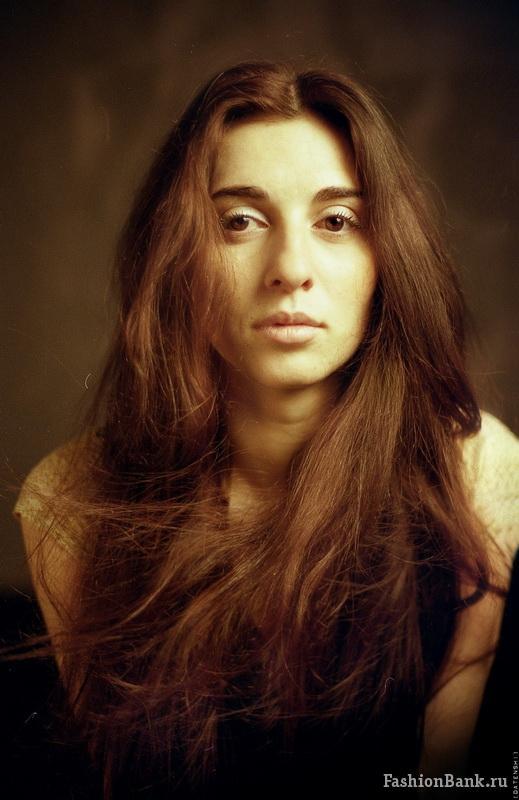 Елена Чамьян