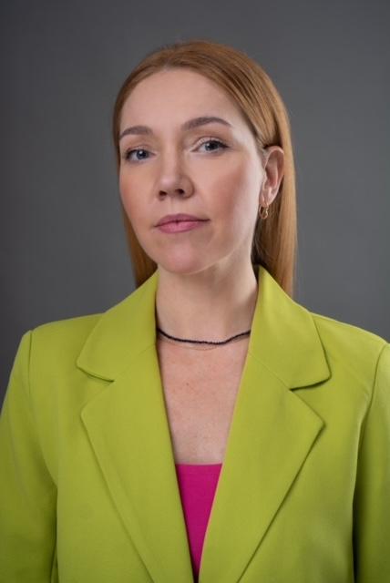 Анна Кирсанова