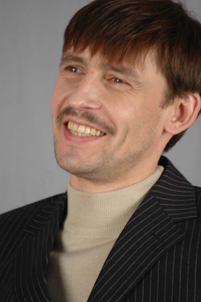 Сергей Гришаков
