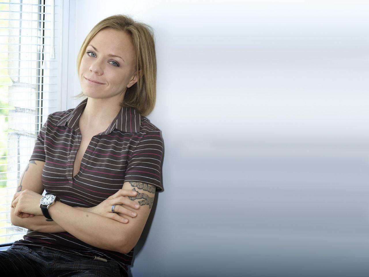 Елена Перова