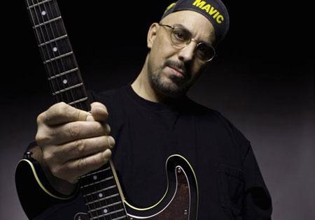 Pat DiNizio