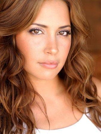 Daya Fernandez