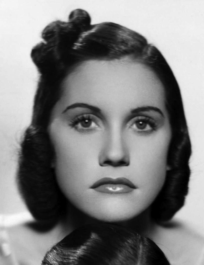 Maxene Andrews