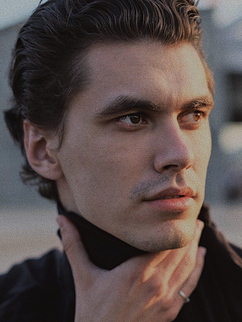 Артём Черкаев