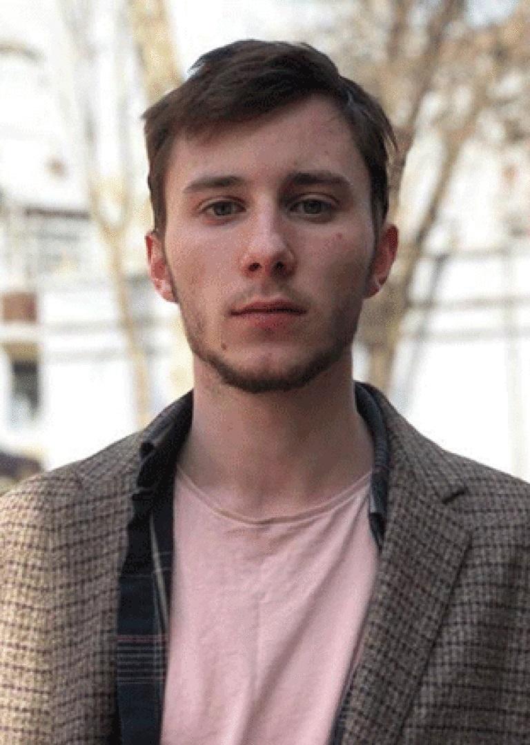 Илья Михайлов