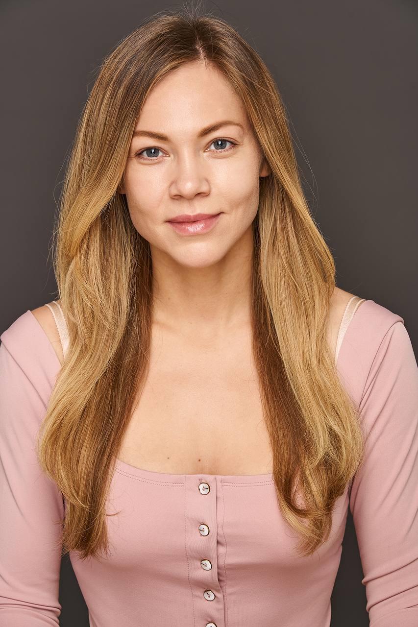 Лана Бражник