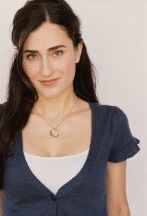 Roxie Sarhangi