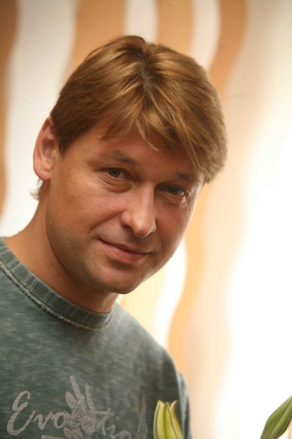 Олег Царев