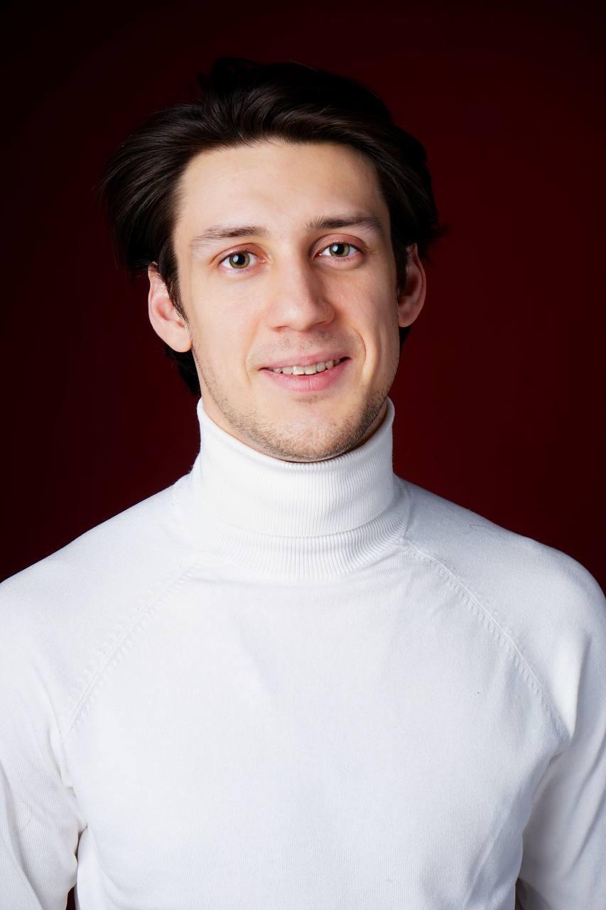 Виталий Иванов