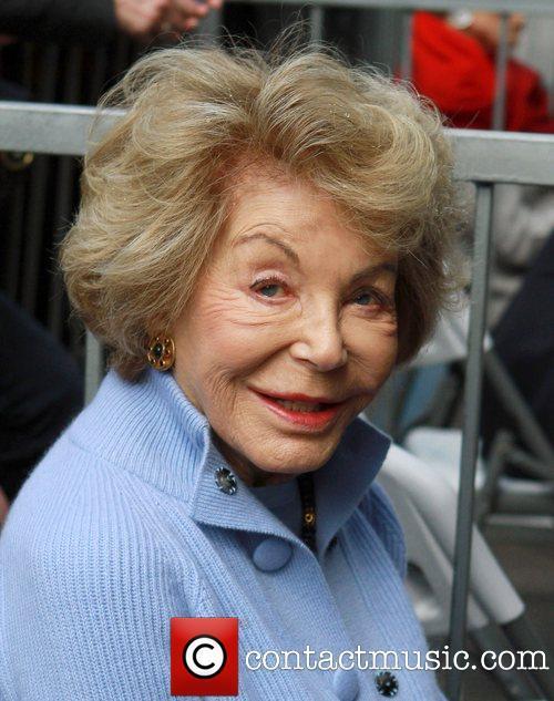 Anne Douglas
