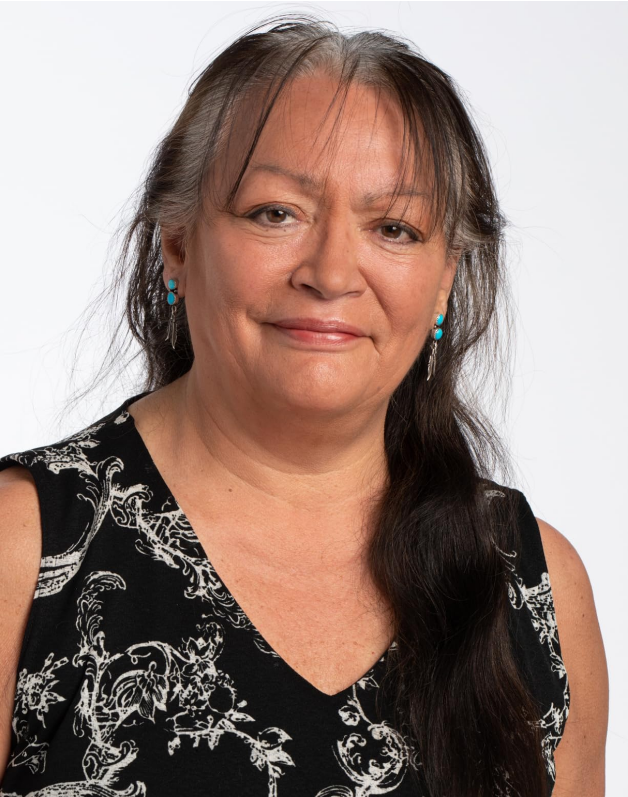 Памела Мэттьюз
