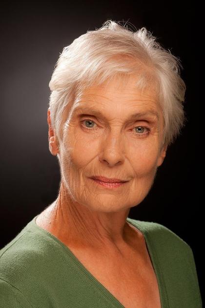Hildegarde Neil