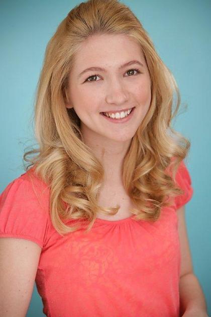 Lauren Alayne Plagens