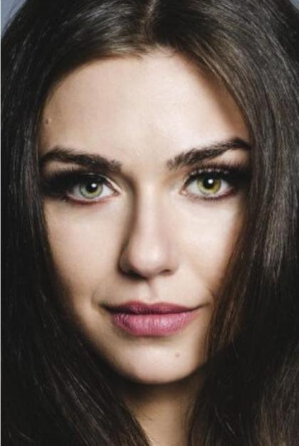 Victoria Konefal