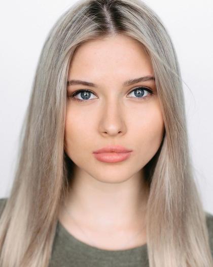 Полина Шенаева