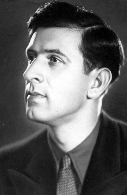 Иван Петров (V)