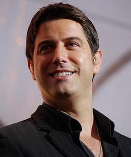 Sebastien Izambard