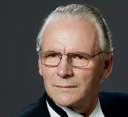 Эдуард Михненков