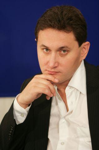 Денис Касперов