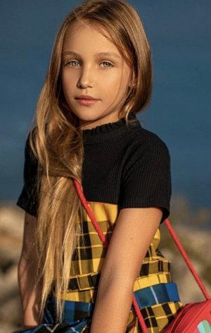 Белла Александрас