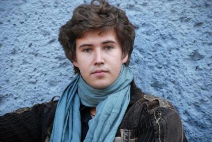 Дмитрий Опаричев