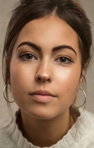 Рианнон Клементс