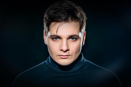 Карен Галстян