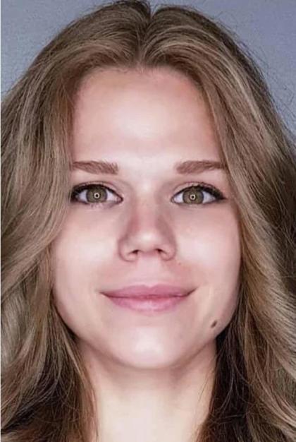 Яна Клещевникова