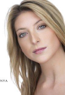 Caitlin Benya